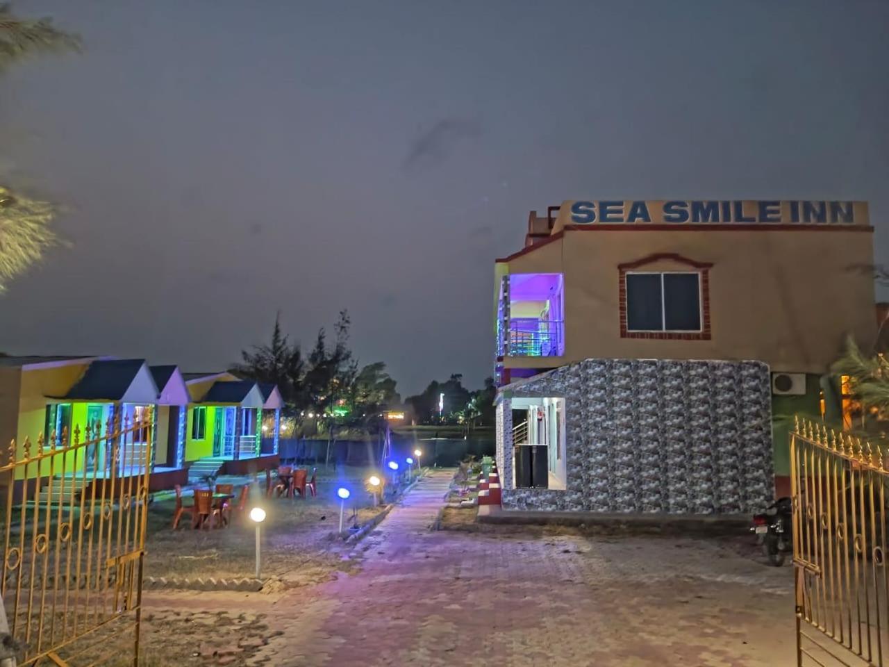 Sea Smile Inn マンダーマニ エクステリア 写真